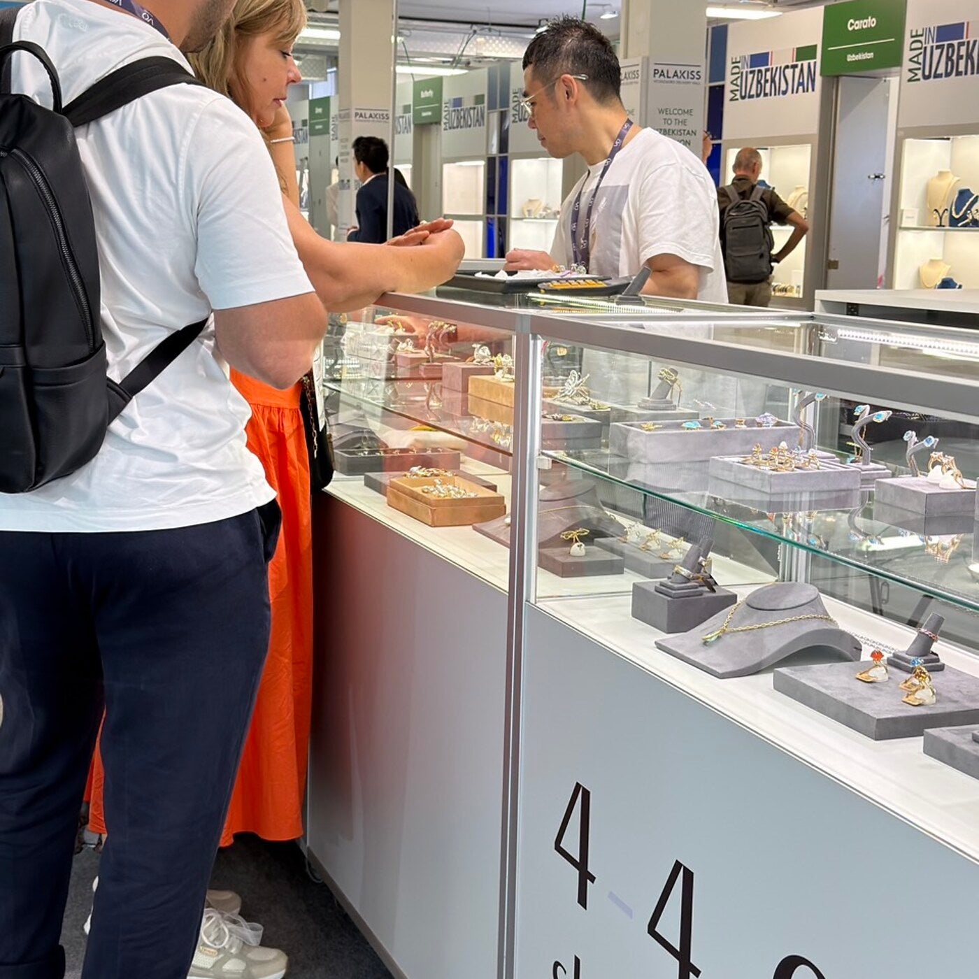 イタリアのジュエリーショー Vicenzaoro に出展した440showroomのブース