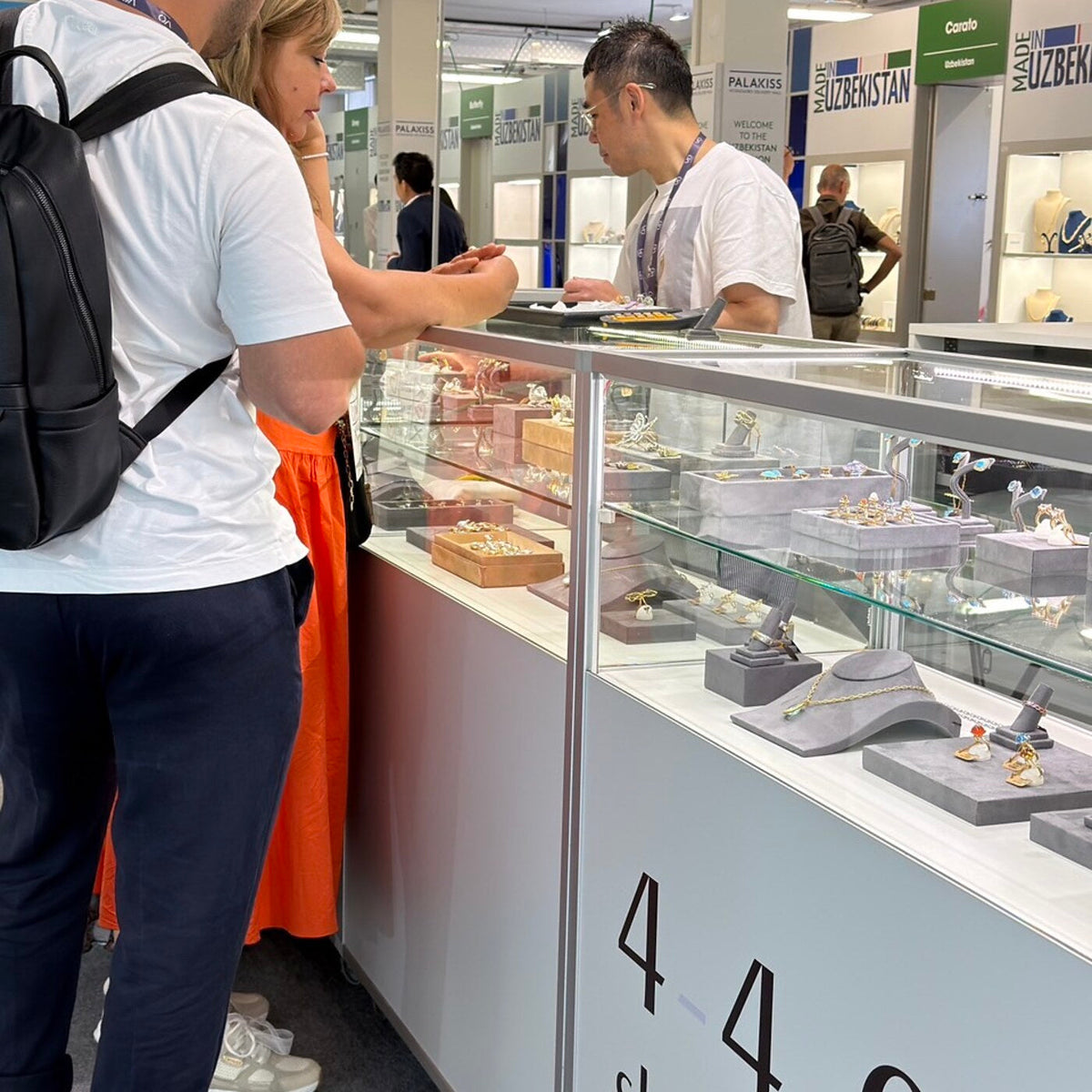 イタリアのジュエリーショー Vicenzaoro に出展した440showroomのブース